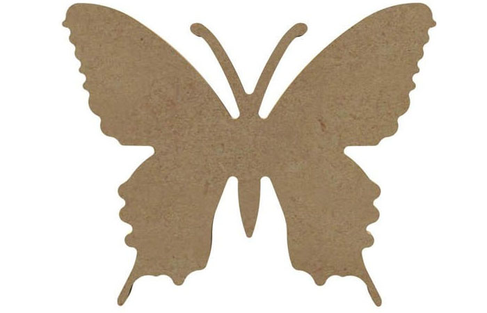 petit papillon en bois