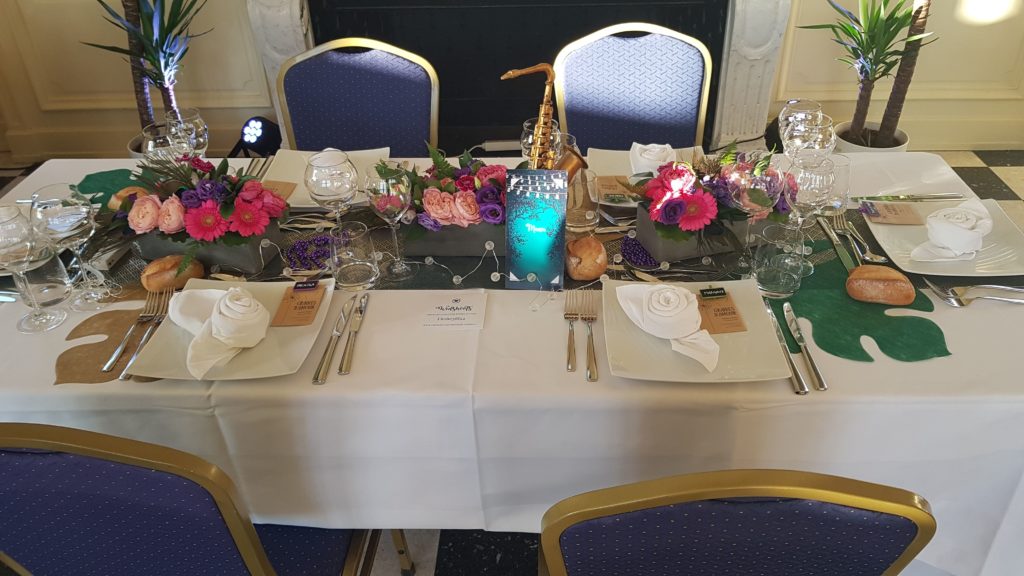 table des mariés nouvelles Orléans décoration